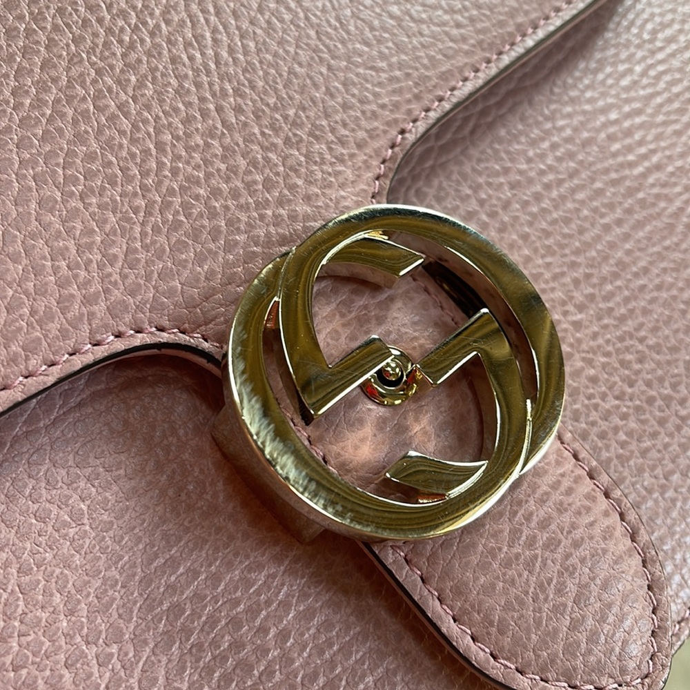 Gucci Interlocking Medium Leather Bag - image 8